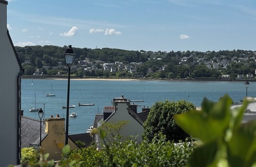 Plouezoch House | Charm and nature in Morlaix Bay, sea view and coastal path