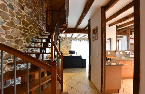 Saint-Etienne-de-Baigorry House | Charming Gîte with Mountain View, Wi-Fi & Air Conditioning in Saint-Étienne de Baïgorry