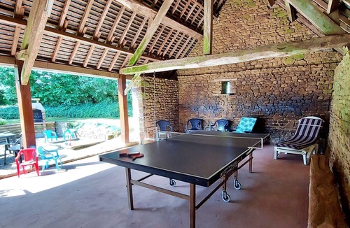 Saint-Aubin-Fosse-Louvain Cottage | Charming Farmhouse in Mayenne: Garden, Bikes, Family Amenities, Near Mont Saint Michel