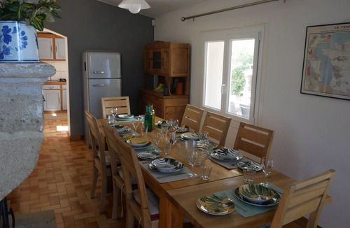 Saint-Quentin-de-Caplong House | Charming farmhouse with exclusive pool, enclosed garden and beautiful views