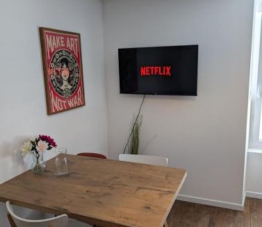 Maure-de-Bretagne Apartment | Charmant appartement en plein centre ville