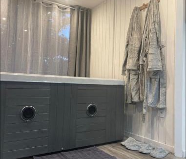Arthon Ski Chalet | Charmant chalet cocooning avec Jacuzzi