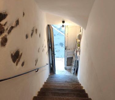 Saint-Laurent-le-Minier Apartment | Charmant appartement dans l’Ancienne Mairie