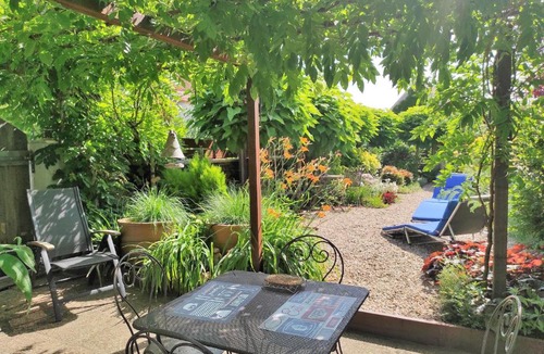 Drevant House | Charmant gîte douillet avec jardin et Wifi à Drevant - FR-1-586-25