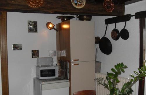 La Petite-Marche House | Charmant gîte indépendant avec jardin clos et animaux admis - FR-1-489-159