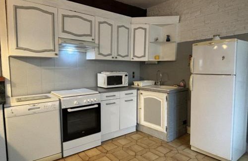 Billy House | Charmant gîte près d'un château avec jardin, terrasse, parking et WiFi, à 14 km de Vichy - FR-1-489-1