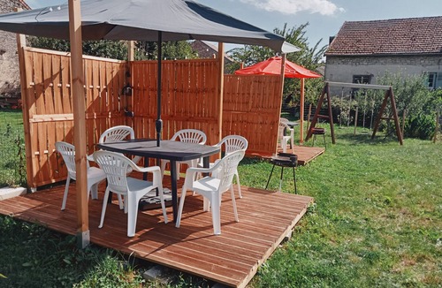 Mirebel Apartment | Charmant gite 6 places régions des lacs jura