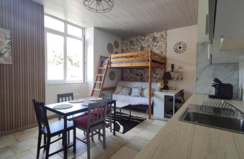Urcuray Apartment | Charmant logement proche mer et montagne