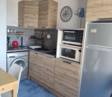 Les Arenes Apartment | Charmant Studio Cabine dans Résidence les Coraux