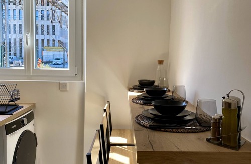 Secteur 1 Apartment | Charmant Studio, à la Gare de Grenoble Avec Mezzanine