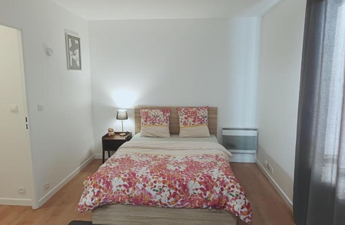 Plessis-le-Roi Apartment | Charmant Studio Savigny-Le-Temple Nandy