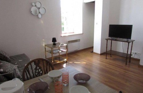 Etel Apartment | Charmant T2 de 50m² à Étel, à deux pas du port et des plages - FR-1-479-89