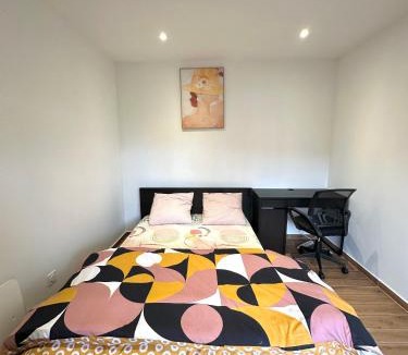 Serezin-du-Rhone Apartment | Charmant T2 proche gare SNCF à 15 min de Lyon