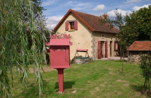 Beaune-d'Allier House | Charmante fermette rénovée - Animaux bienvenus - Près de Commentry - FR-1-489-228