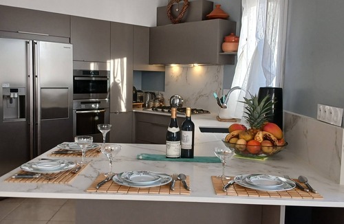 Saint-Paul-de-Varces House | Charmante Villa avec Piscine Privée : Parfait pour Vacance en Familles