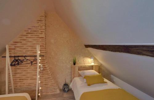 Taxat-Senat House | Charmante Maison Bourbonnaise du XVIIIe avec Animaux Acceptés - FR-1-489-393