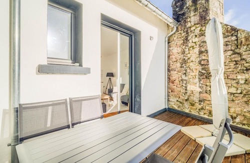 Gestel Apartment | Charme & lumière duplex au bourg de Gestel