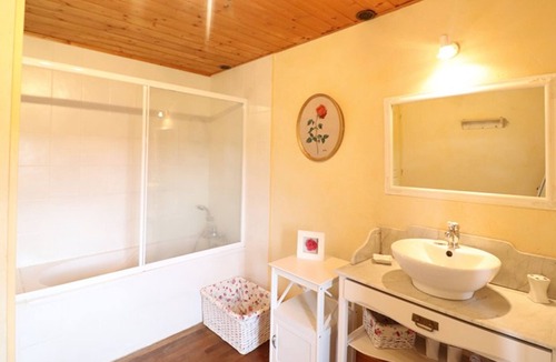 Paulhenc Cottage | Charming 1870 Home Near Lake Sarrans - Sleeps 5, Panoramic Views, BBQ, Fireplace, Garden