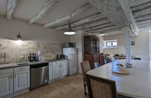 Saint-Maur Cottage | Charming 18th-Century House with Heated Pool Near Châteauroux and Brenne Nature Park