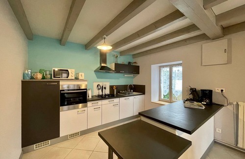 Saint-Vincent Cottage | Charming 19th-Century Farmhouse: Heated, Baby-Friendly, Near Loire Gorges & Historic Sites