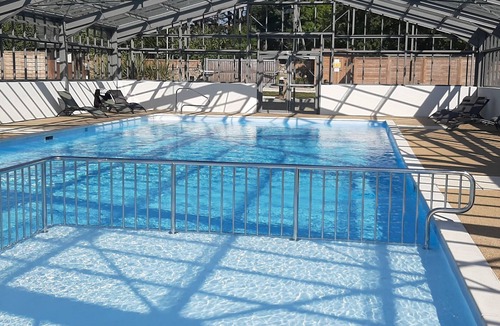 Guerande Ski Chalet | Charming 3-Bedroom Chalet, Heated Pool, Near La Baule Beach