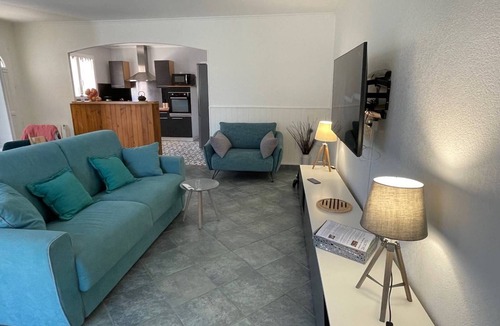 Elne House | Charming 4-Room House with Private Pool, Garden, and Pergola - Ideal for 8 Guests in Peaceful Elne