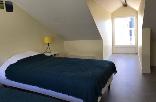 Saint-Servan Apartment | Charming and spacious 3-room apartment, ideal for a family, conveniently located in Saint Servan.