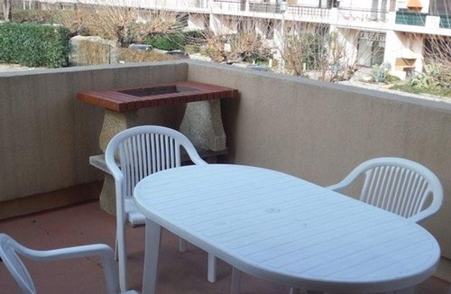 Argeles Plage Apartment | Charming apartment in Argelès-sur-Mer for 2-4 guests