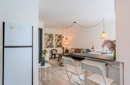 La Madeleine Apartment | Charming apartment with parking and balcony.