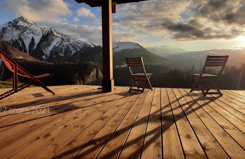 Mizoen Apartment | Charming apartment in the heart of Oisans