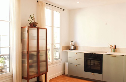 Belleville Apartment | Charming apartment, Jourdain Village