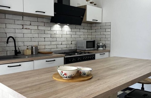 La Jetee Apartment | Charming Canet House Close to the Beach and Amenities!