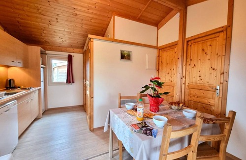 Usson-en-Forez Cottage | Charming chalet in the heart of Usson - 4 guests
