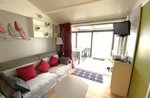 Guidel-Plages House | Charming chalet located in a 4-star campsite - 6 people