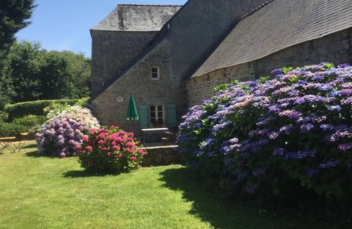 Trelevern Bed & Breakfast | Charming chambre d'hôtes in a rugged 19th-century farmhouse