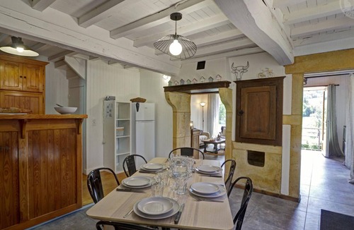 Belmont-de-la-Loire Cottage | Charming cottage with terrace and pets allowed in Belmont-de-la-Loire
