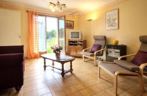 La Chapelle-Launay Cottage | Charming Cottage with Garden near Nantes & Vannes – Pet-Friendly