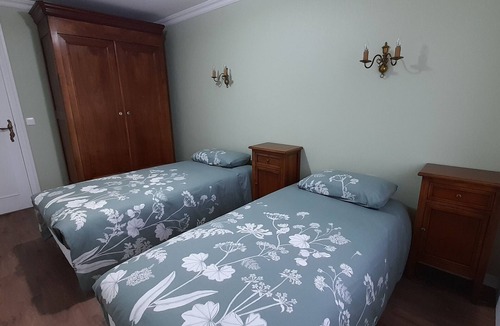 Thorigne-sur-Due Cottage | Charming cottage with garden, WiFi, pets welcome