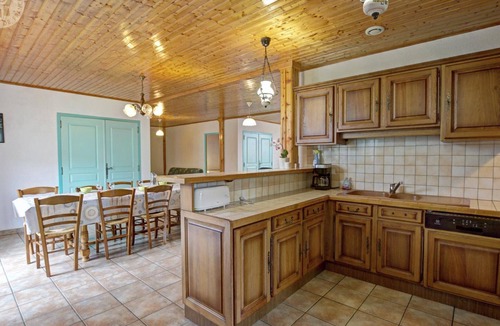 Gumieres Cottage | Charming cottage for 11 with pets allowed and wood stove, Livradois-Forez