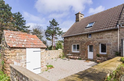 Cosqueville Cottage | Charming cottage in Vicq-sur-Mer
