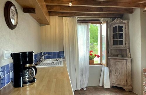 Lurcy-Levis Cottage | Charming cottage in Lurcy-Lévis with air conditioning and garden