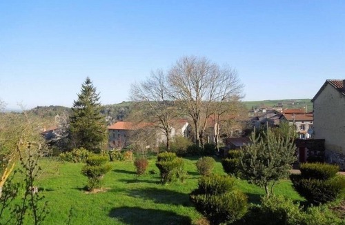 Ouides Cottage | Charming Cottage in Ouides: Fireplace, Garden, Hiking Nearby