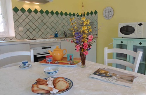 Lentigny Cottage | Charming cottage with private garden in Lentigny