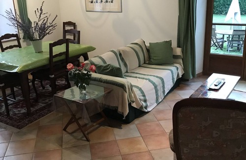 Les Marets House | Charming cottage9 ha park with lake, toys/swing, ping pong. Paris 80km. Peche