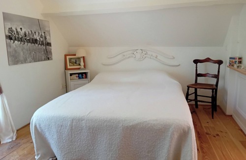 Credin Cabin | Charming country house in Crédin, near Pontivy. sleeps 3, peace and quiet guaranteed