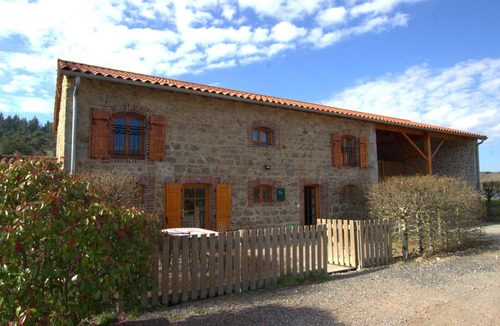 Les Salles Cottage | Charming estate 2 cottages, 15 people, pets allowed, wifi
