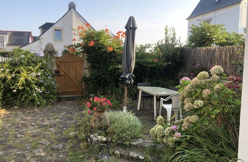 Quiberon Villa | Charming family villa 50 metres from the main beach