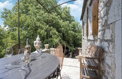 Labeaume House | Charming former farm with a swimming pool