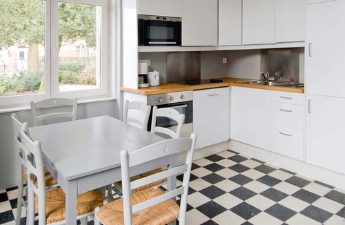 Sainghin-en-Melantois Cottage | Charming Gîte "La Conciergerie" near Lille and Villeneuve d'Ascq