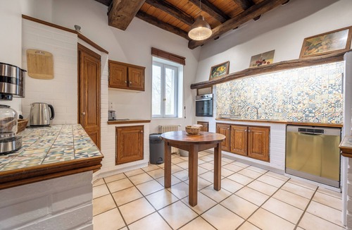 La Houssaye-en-Brie Cottage | Charming gite - 12 p., 18 Km from Disneyland (45 km from Paris)